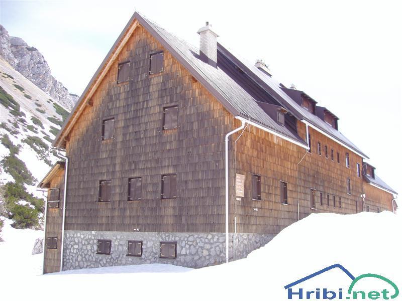 Koča przy Triglavskich Jezerih image 1