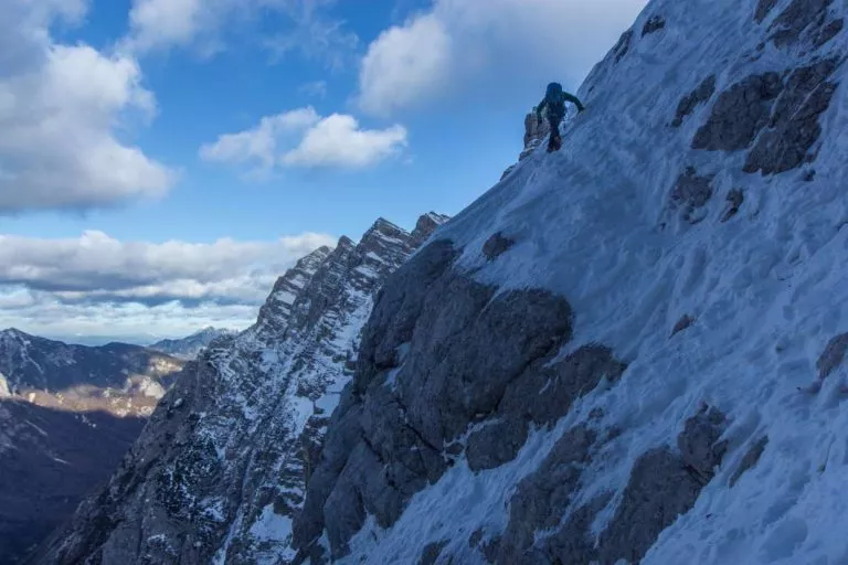 Climbing Slovenska route in winter