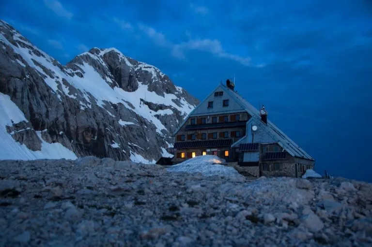 Goedenacht van m Large