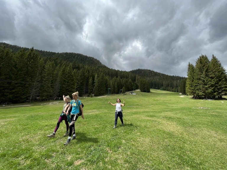 Glücklich nach einer tollen Wanderung