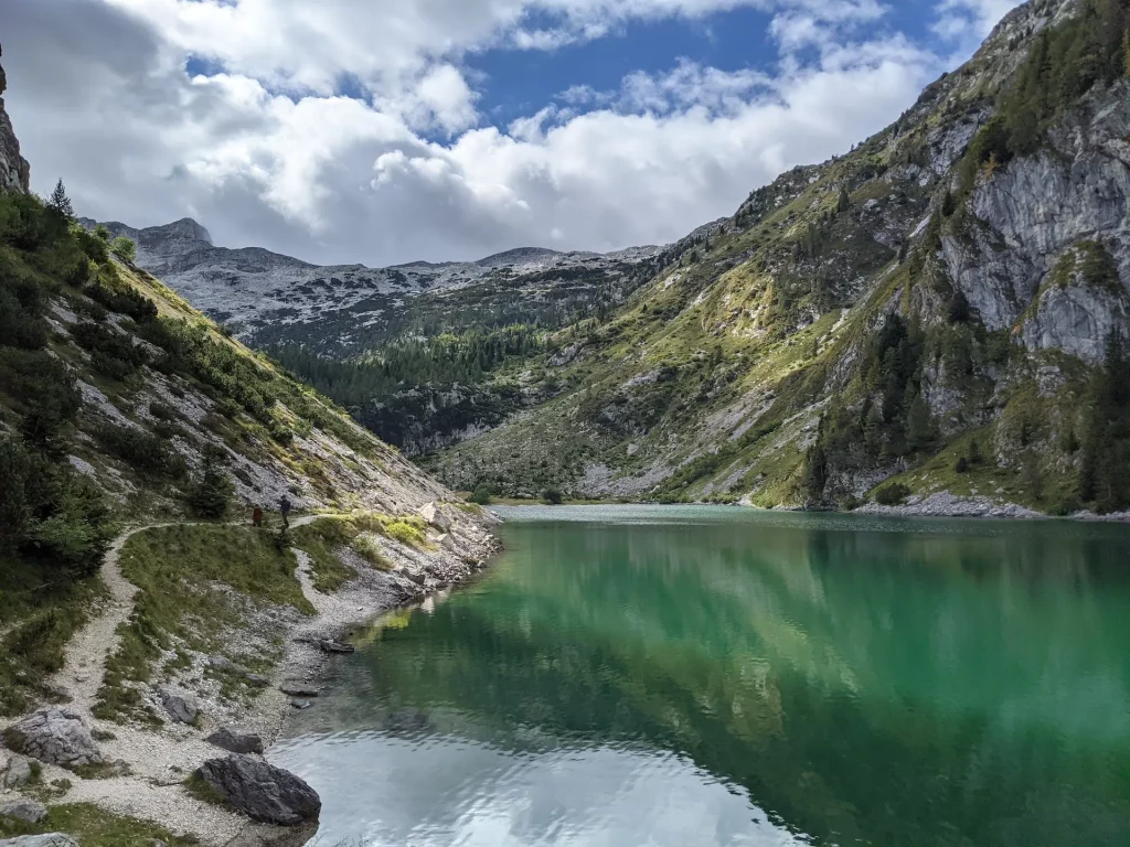 Jezero Krn Lake