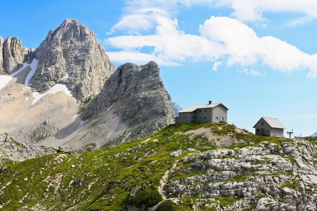 Pogacnik hut op Kriski Podi