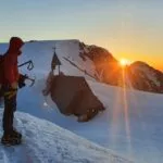 Amanecer en el refugio de Kredarica antes de hacer cumbre Grande