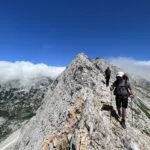 La cresta de Zelnarica ofrece unas vistas únicas de los lagos que se encuentran más abajo Large